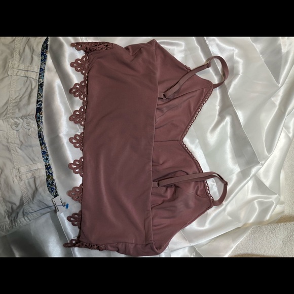 Cropped Camisole - Picture 4 of 6